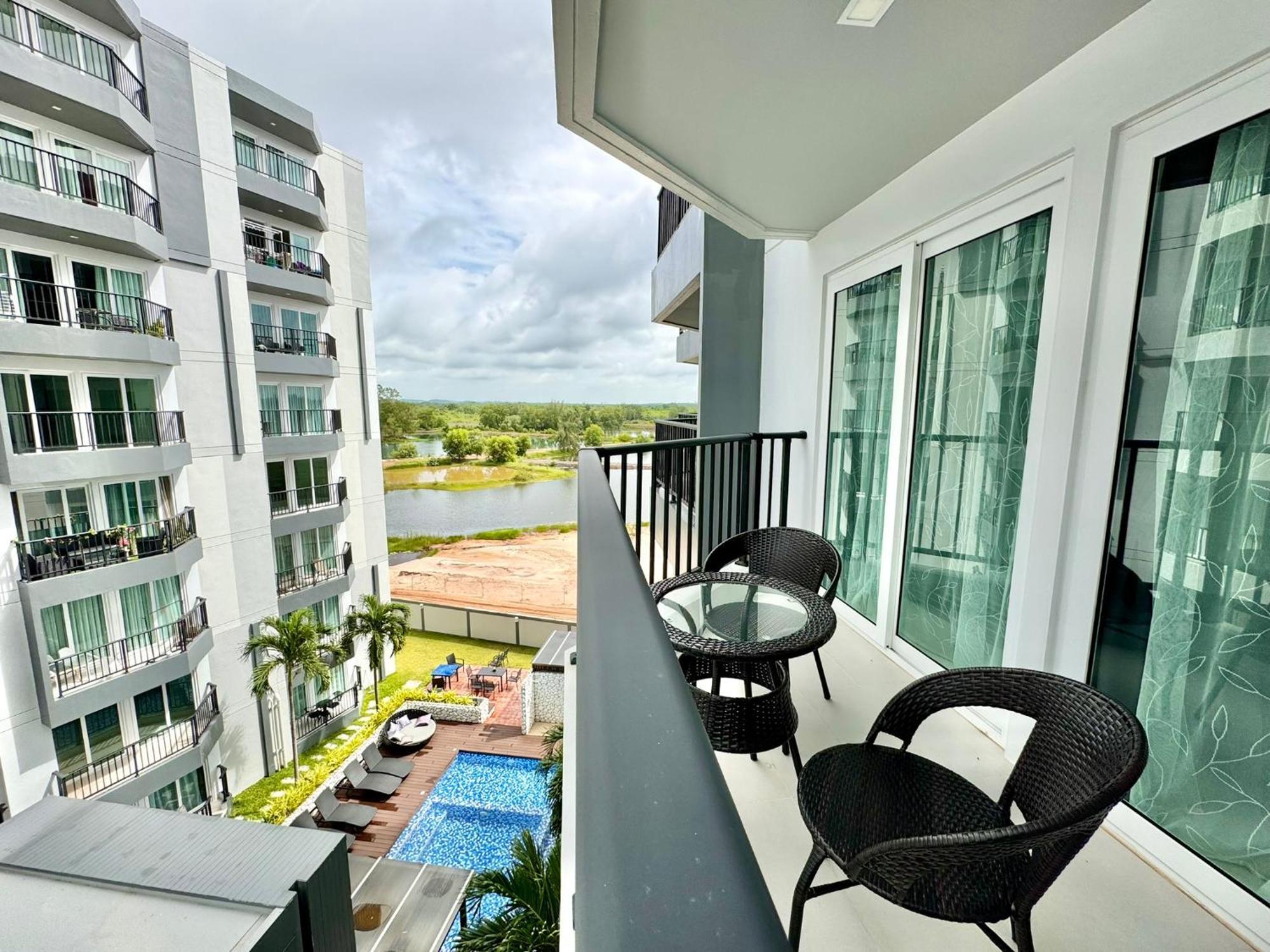 Mantra Beach Condominium Suite 2 - Mae Phim Ban Tha Fat Dış mekan fotoğraf
