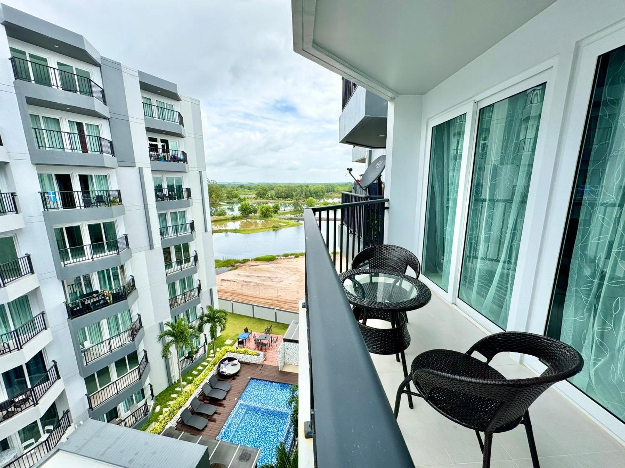Mantra Beach Condominium Suite 2 - Mae Phim Ban Tha Fat Dış mekan fotoğraf