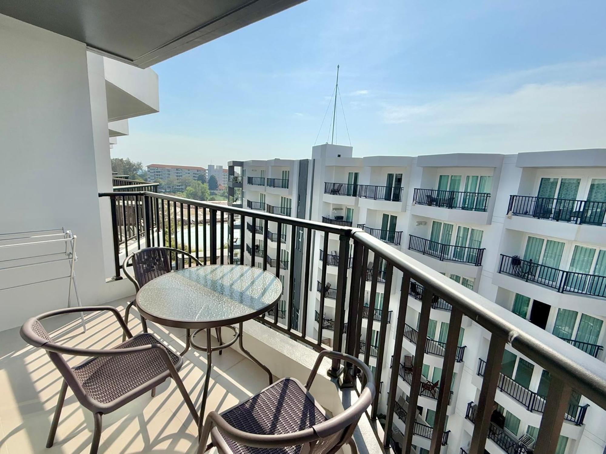 Mantra Beach Condominium Suite 2 - Mae Phim Ban Tha Fat Dış mekan fotoğraf