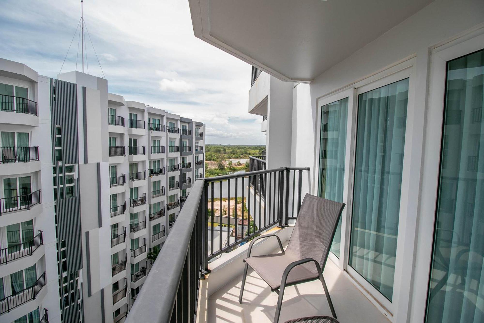Mantra Beach Condominium Suite 2 - Mae Phim Ban Tha Fat Dış mekan fotoğraf